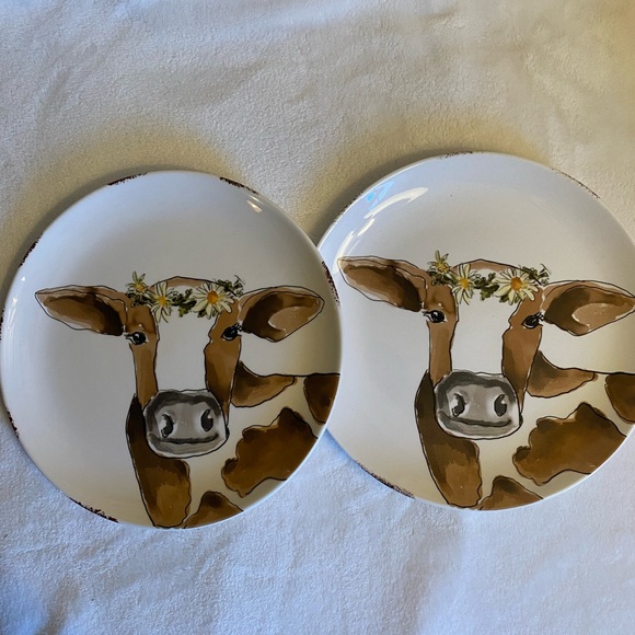 Set of Two Ceramic Cow Plates - Picture 4 of 6